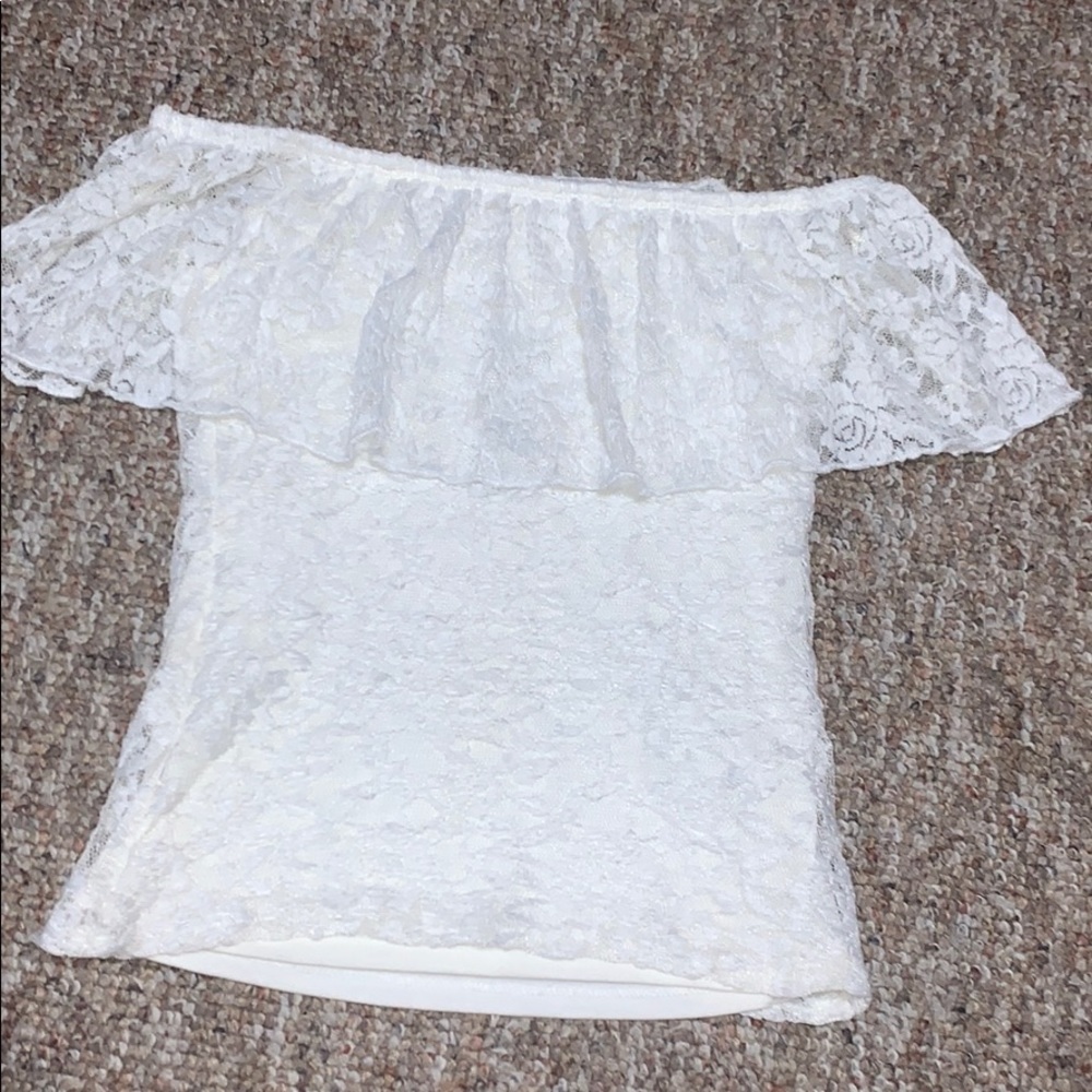 HOLLISTER white lace off the shoulder shirt